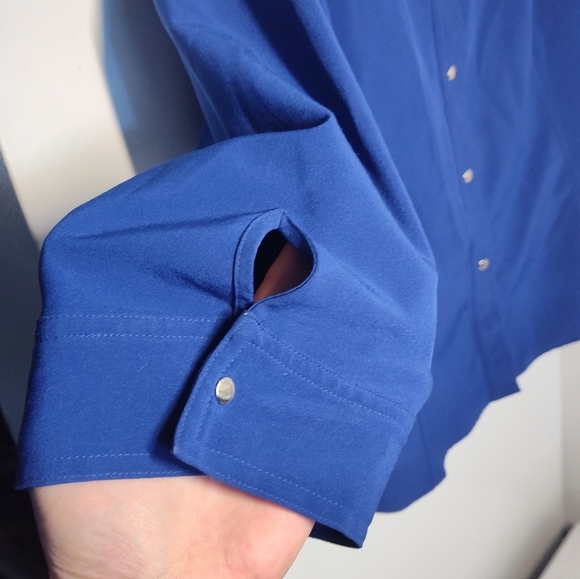 Kathy Che Stretch Cobalt Blue Blouse with Silver Accents Size 16 #712 - Picture 2 of 3